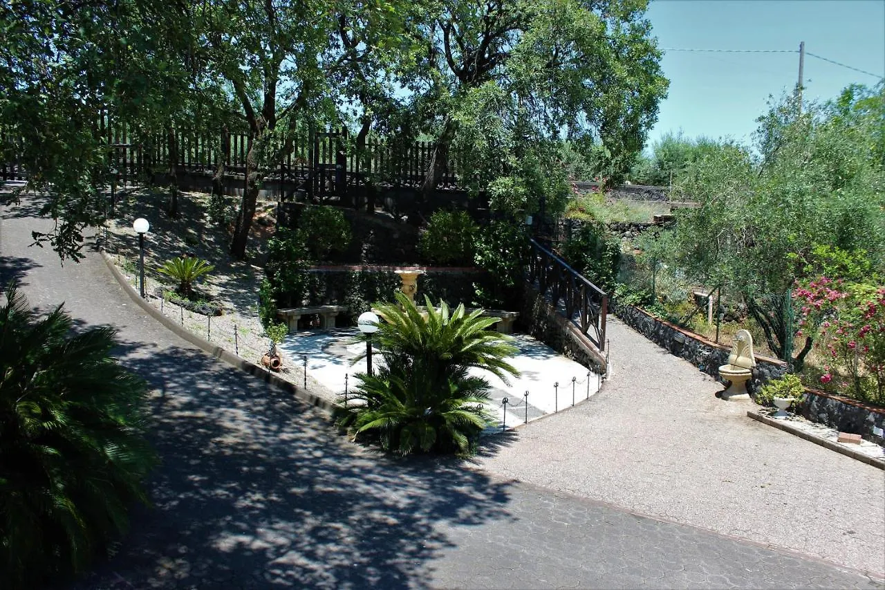 Villa Sciarelle Piedimonte Etneo 0*,